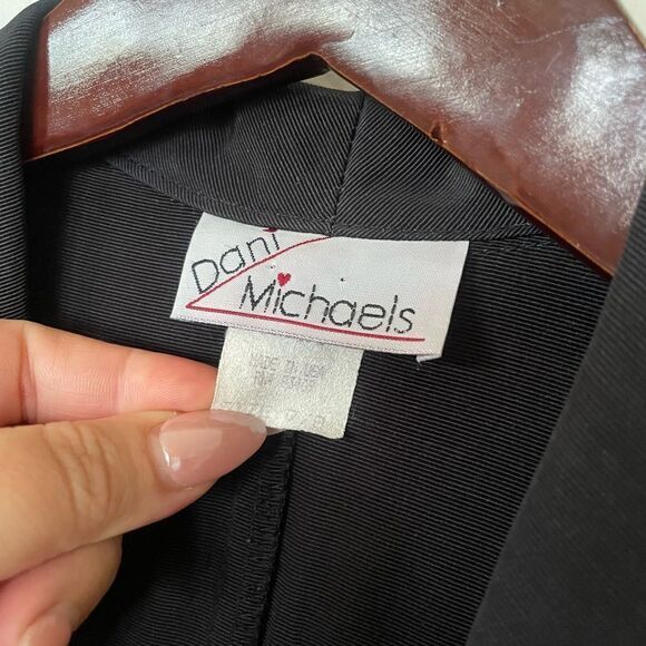 Vintage black and gold button dress jacket - Picture 5 of 6